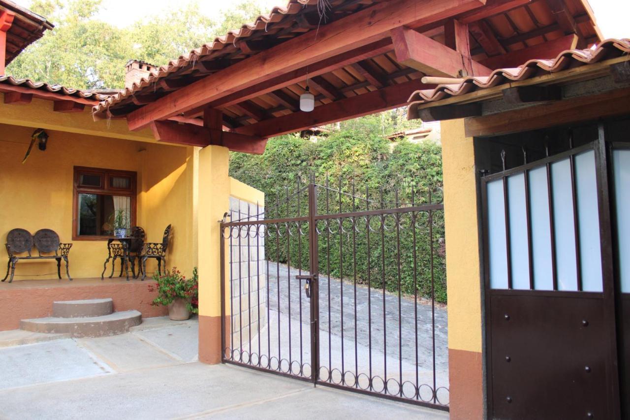 Betos Departamentos Apartment Valle de Bravo Exterior photo
